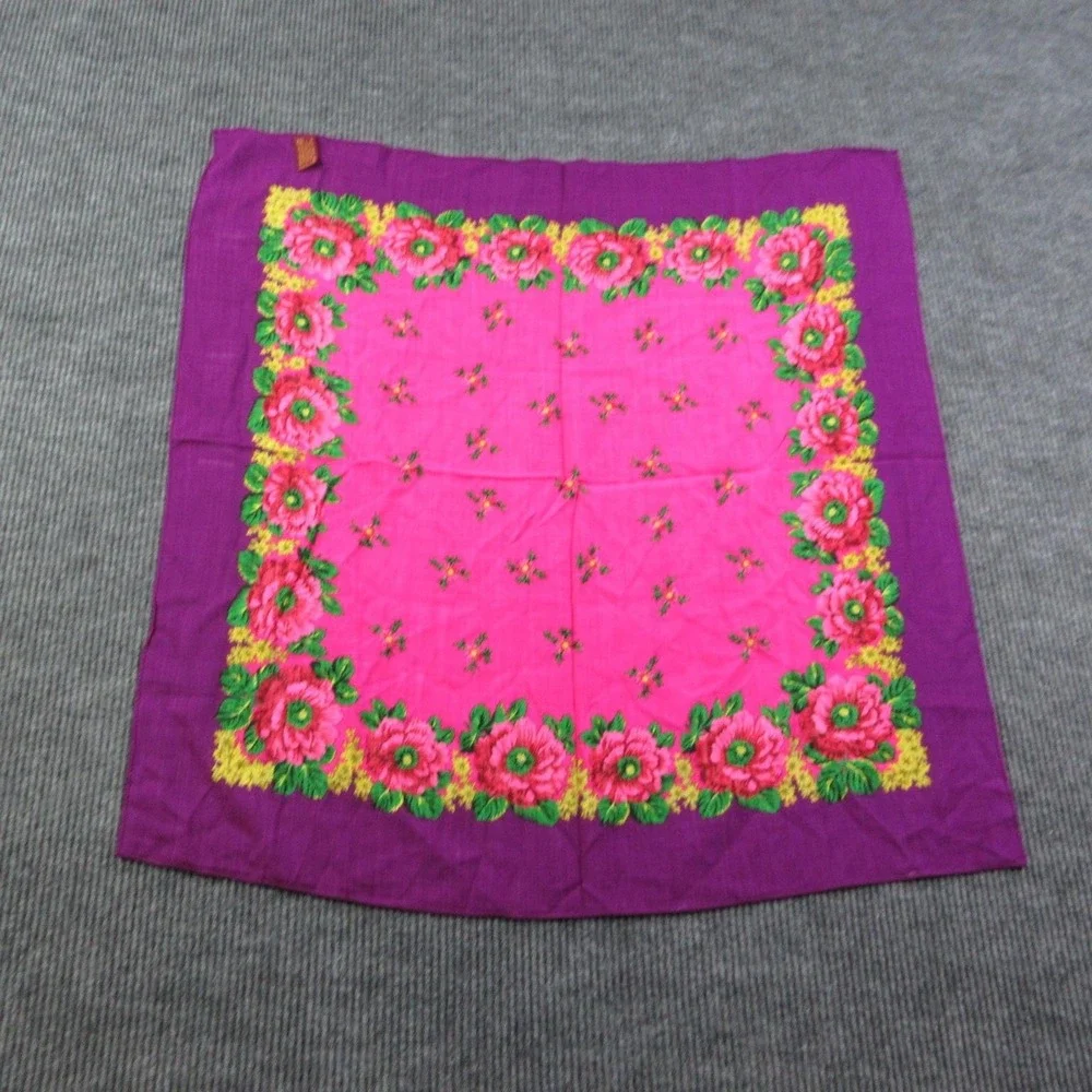 Ukrainian-Style Floral Babushka Scarf Womens One Size Pink Wool Square 32.5x34*